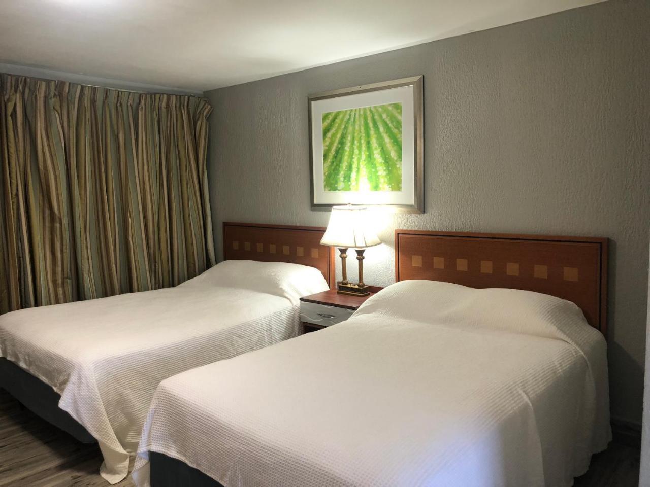 Bay Breeze Inn Bradenton Downtown Экстерьер фото